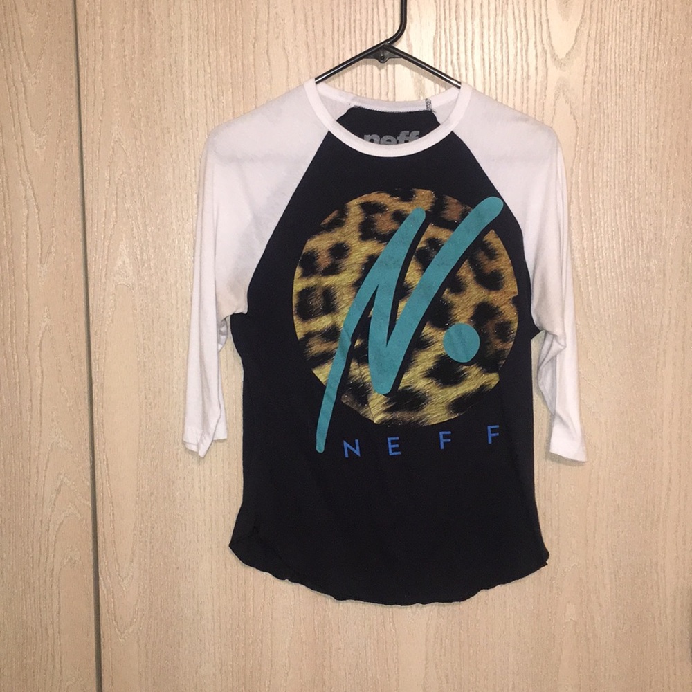 Neff Top - Picture 1 of 1
